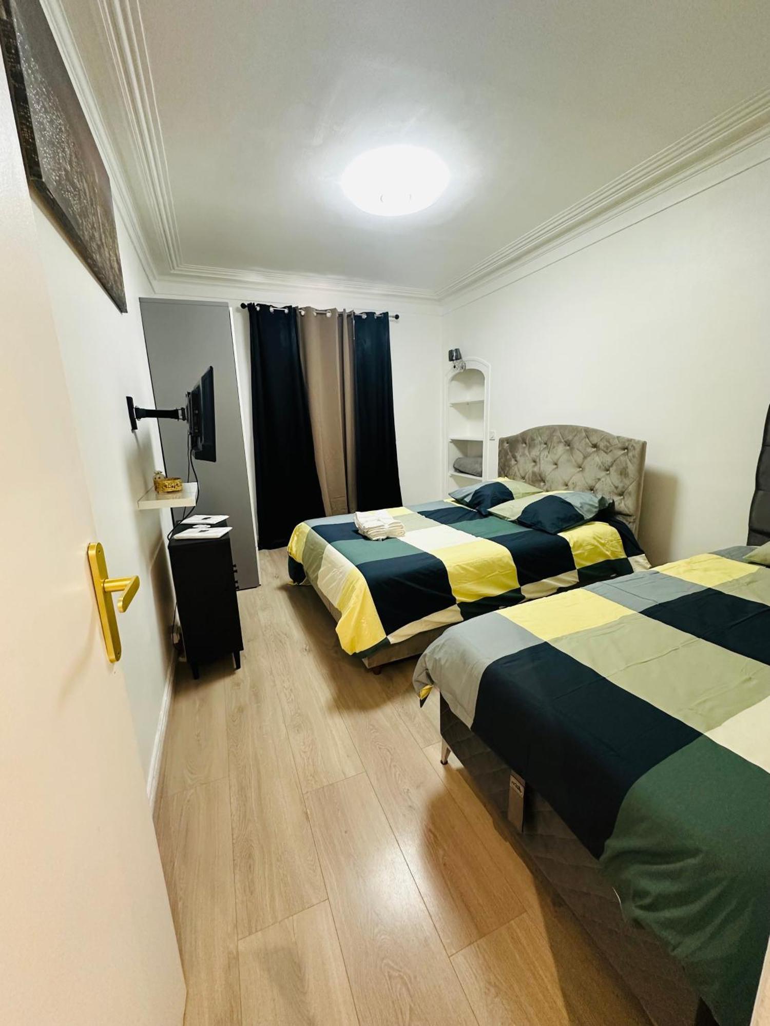 Appartement Parisien Luaran gambar