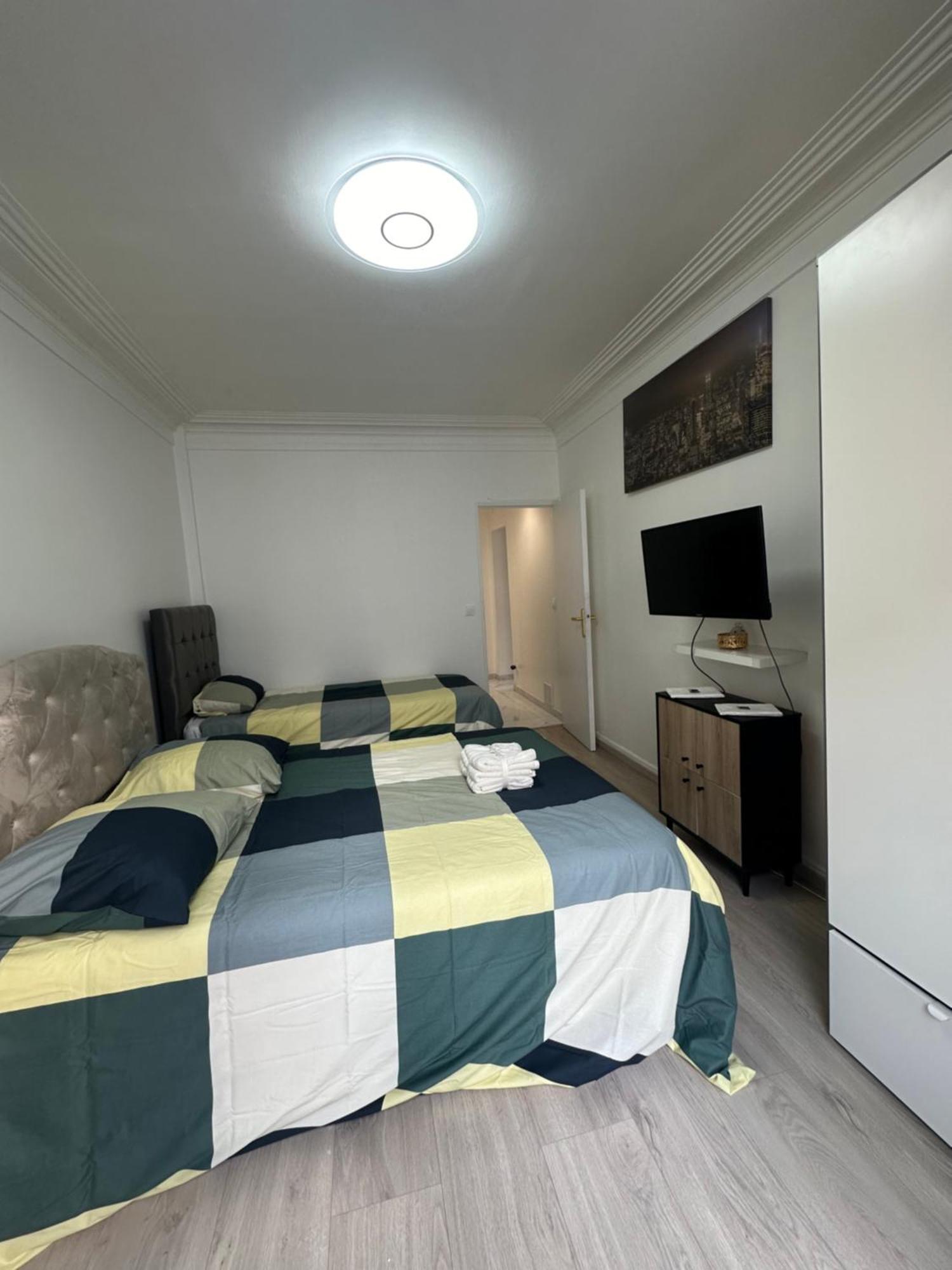 Appartement Parisien Luaran gambar