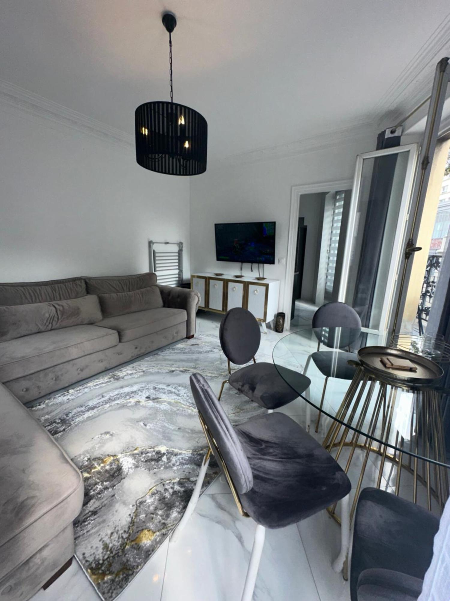 Appartement Parisien Luaran gambar